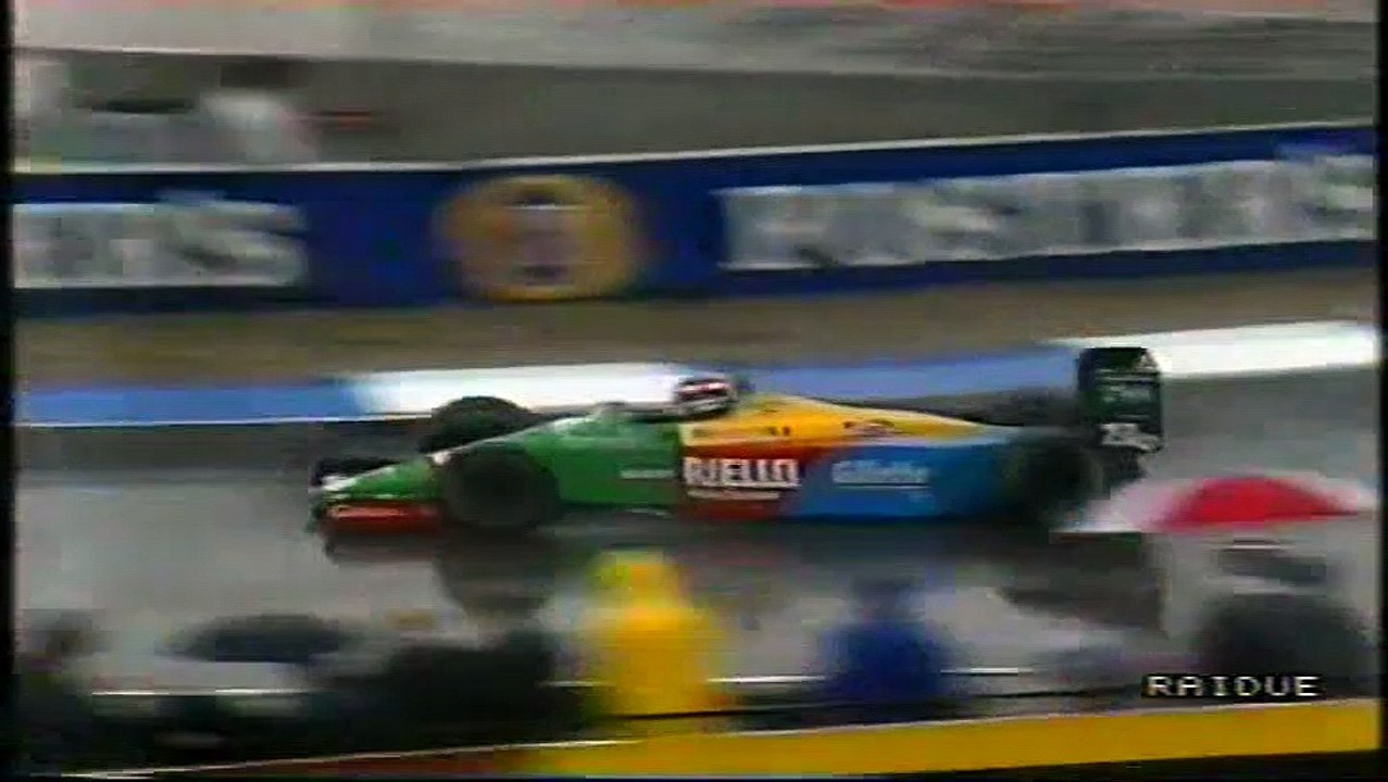 GP Australia 1989: Incidente tra N.Piquet e Ghinzani,camera car di Cheever e replay dell'incidente tra A.Senna e Brundle