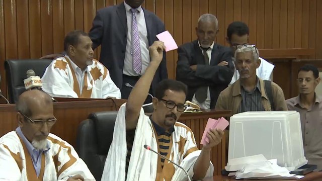 محامو المعتقل ولد غدة يطالبون بالإفراج عنه أو محاكمته