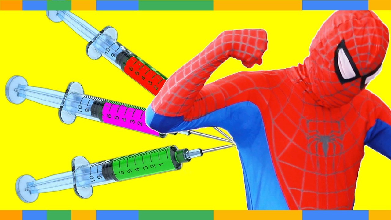 Spiderman devient malade w- Frozen Elsa Anna Pink Spidergirl Prank Spiderman Super-héros drôle dans la vie réelle