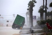 Harvey Kasırgası, Teksas Kıyılarını Vurdu! Marketler Boşaldı, Halk Sığınaklara Koştu