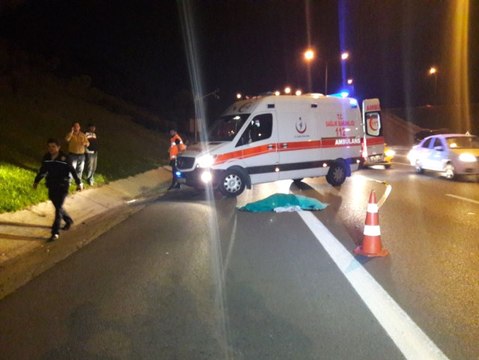 TEM'de Lastik Değiştirmek İsteyen Taksici Canından Oldu! Müşteriler Şoka Girdi