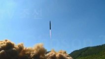 Corea del Norte lanza tres misiles balísticos al mar de Japón