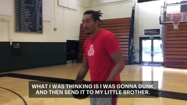 Aaron et Drew Gordon se font un dunk contest à distance