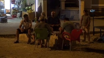 Muğla'da Deprem Korkusu... 21 Temmuz'dan Bu Yana Çadır ve Araçlarda Kalıyorlar