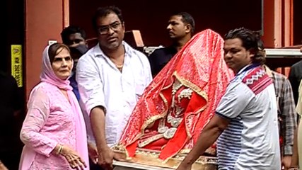 Salman Khan's Mother Salman Khan Welcomes Lord Ganesha