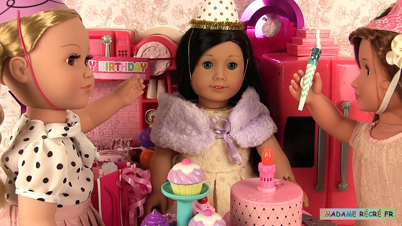 Anniversaire Poupée American Girl Doll Birthday Party Gâteau et Surprises