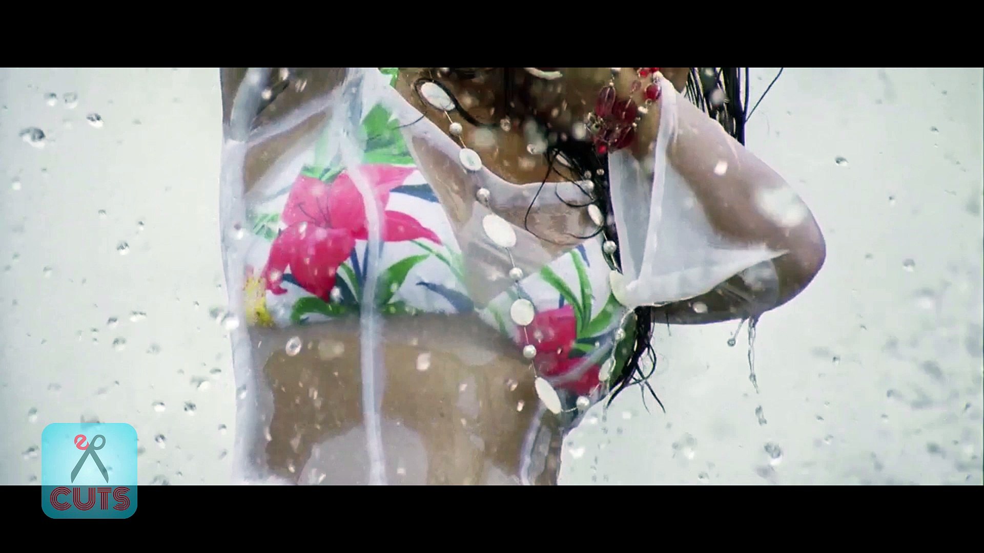 Nayanthara Hot Show 01- Villu