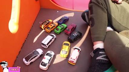 [With Kids]Skull Playground Under Attack! Carbot Transformer Car Slide Pororo Cart Toy Hun