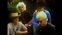 SIOUXSIE & THE BANSHEES – Siouxsie/Severin/Budgie i/v ('Shazam', New Zealand TV, 15 Feb 1983)