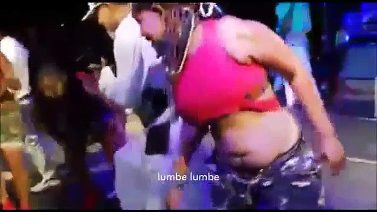 KOFFI OLOMIDE brutalise une danseuse pendant so...