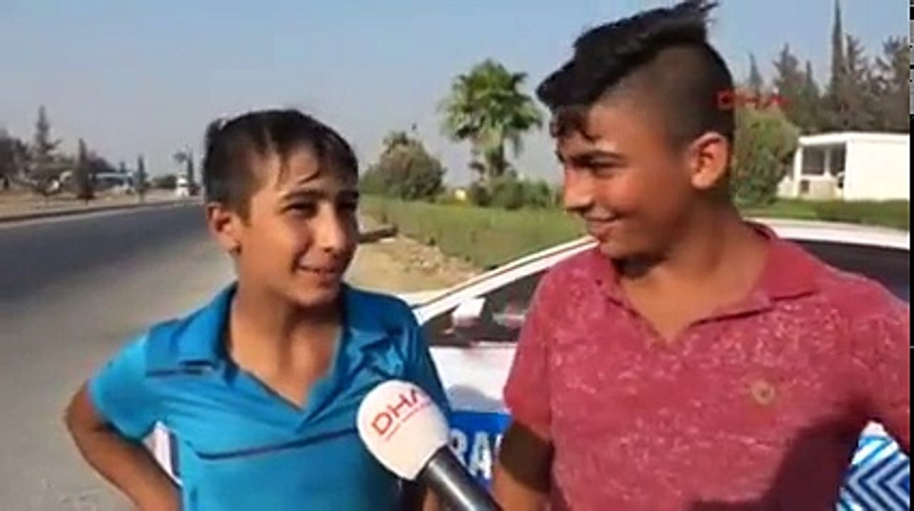 Maket Trafik Aracıyla Selfie Çektiren Sürücüler