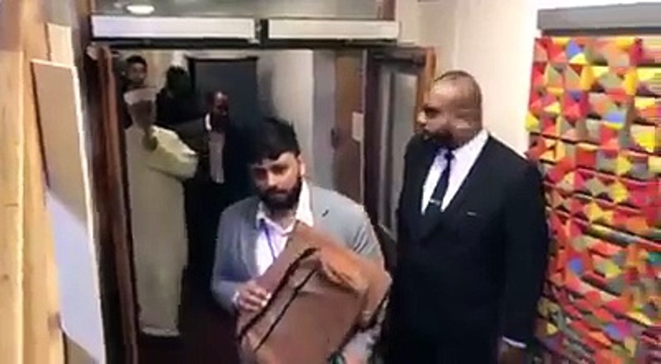 الھدایہ کیمپ انگلینڈ میں حضور شیخ الاسلام ڈاکٹر محمد طاہرالقادری کی آمد اور استقبال