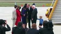 William speaks French & Kate cheers up Prince George : THE ROYALS ARRIVE IN CANADA The Roy