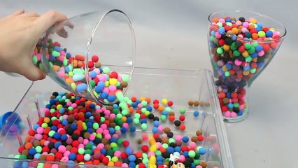 Video herunterladen: Des voitures les couleurs des œufs gelé domestiques jouer jouets Surprise doh dots disney shopkins