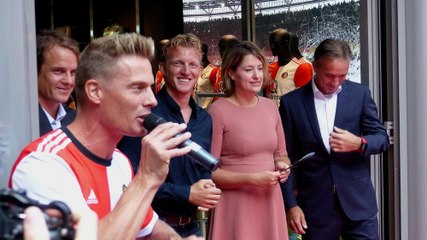 Wethouders Hamerslag en Mourik openen Feyenoord Fanshop / Spijkenisse 2017