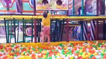 Niños de los niños entretenimientos para Juegos colinas inflable tirador trampolines