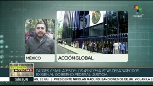 Exigen justicia a 35 meses de la desaparición de los 43 de Ayotzinapa