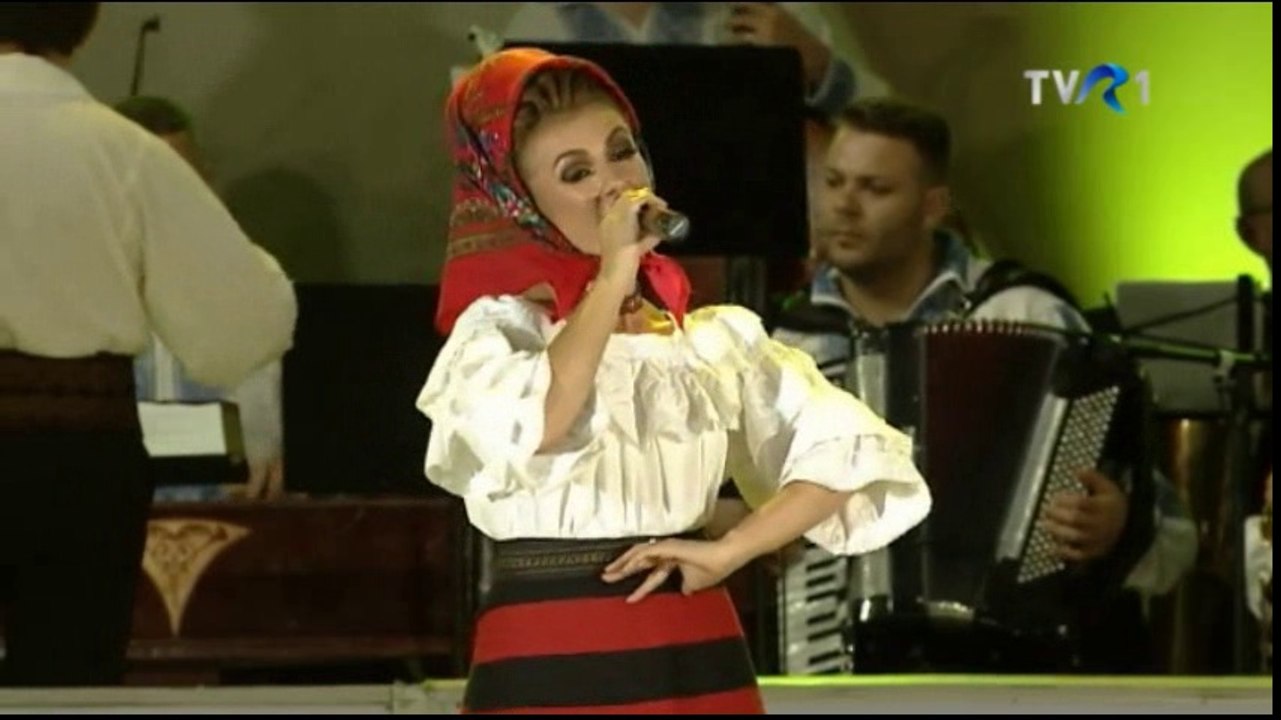 Andreea Voica - LIVE - Maramures plai cu flori - Festivalul Inimilor 2017