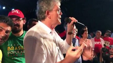 Ao lado de Lula: governador Ricardo Coutinho quer reação da esquerda