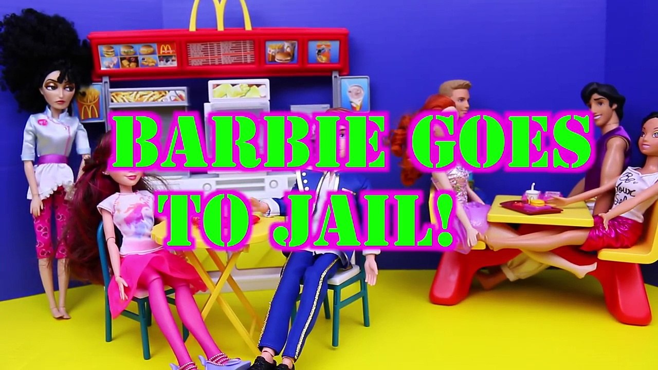 Et à mort meurt gelé baiser partie Barbie 2 barbie mcdonald disney elsa hans disneycartoy