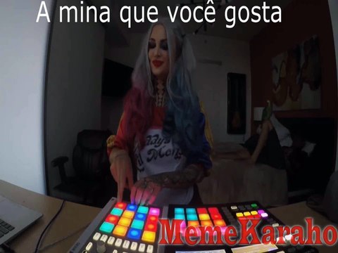 A Mina que você gosta (launchPad) + Musicas na Descrição (errei o nome do lado)