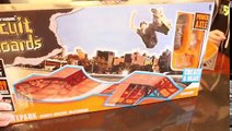 Tony Hawk toys - Circuit Boards by HEXBUG Custom Build (skateboard/skatepark toy set)