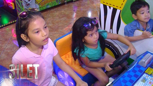 Keseruan Audrey Junicka Putri Bermain Bersama Sepupunya - Silet 28 Agustus 2017