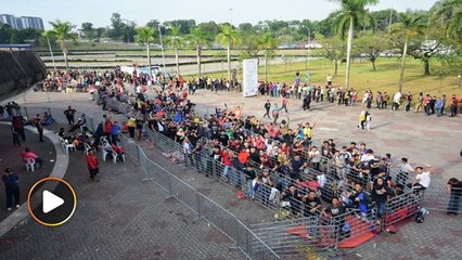 Gelagat peminat dapatkan tiket final bola sepak Sukan Sea 2017