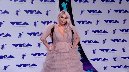 Kesha 2017 Video Music Awards Red Carpet