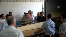 Vatan Şaşmaz ve Filiz Aker'in Cenazeleri Adli Tıpa Gönderildi