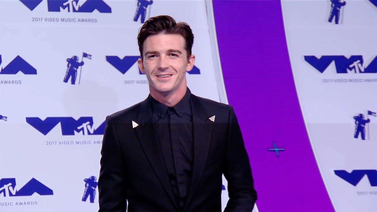 Drake Bell 2017 Video Music Awards Red Carpet