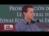 EPN firma decreto de Zonas Económicas Especiales / Martín Espinosa
