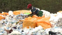 Kenya outlaws making or importing plastic bags