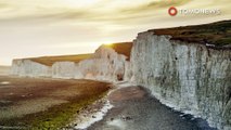 Chemical mist makes people sick, burns beachgoers’ eyes in the UK - TomoNews