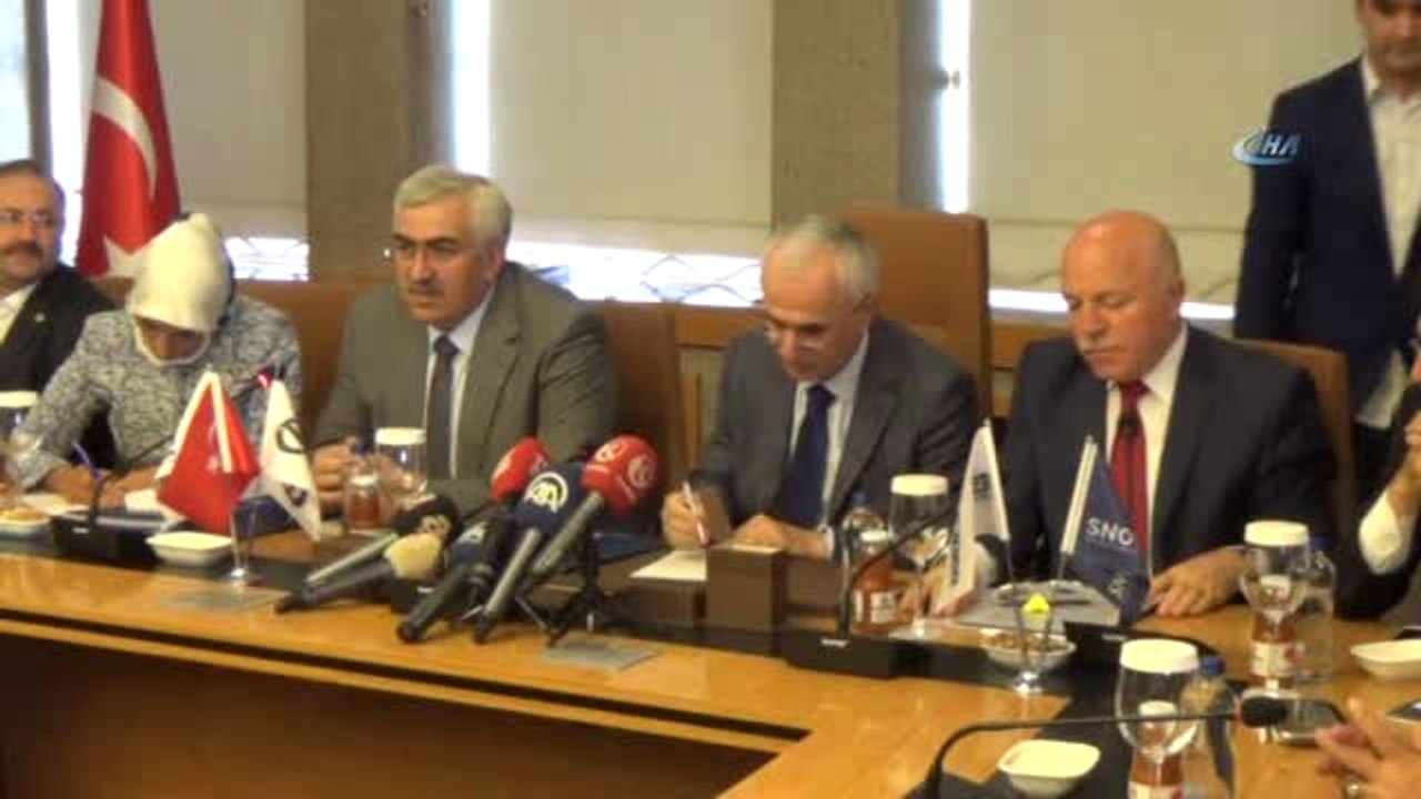AK Parti'de "Yerel Yönetimlerle İlgili Yerel Yöneticilerle İstişare Toplantısı"