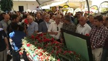 İzmir Muzaffer İzgü İçin Tören Düzenlendi - Ek