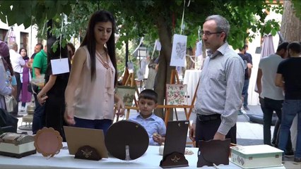 هذا الصباح-معرض فني للتشكيلية السورية دينا خليل