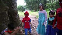 Gelé elsa et anna aux champignons forestiers tarzan rencontré spiderman accompagné par le docteur Mario mn