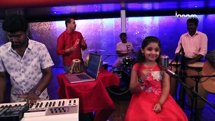 What a beautiful voice . OMG