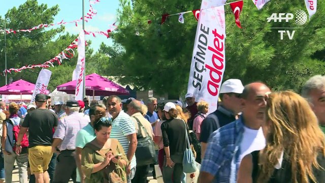 Turkey opposition chief vows to defy Erdogan 'threats'