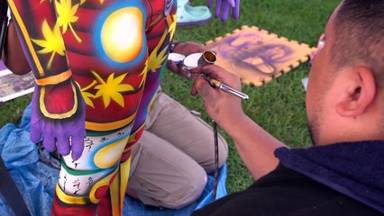 Naked models become living art at S. Korea festival