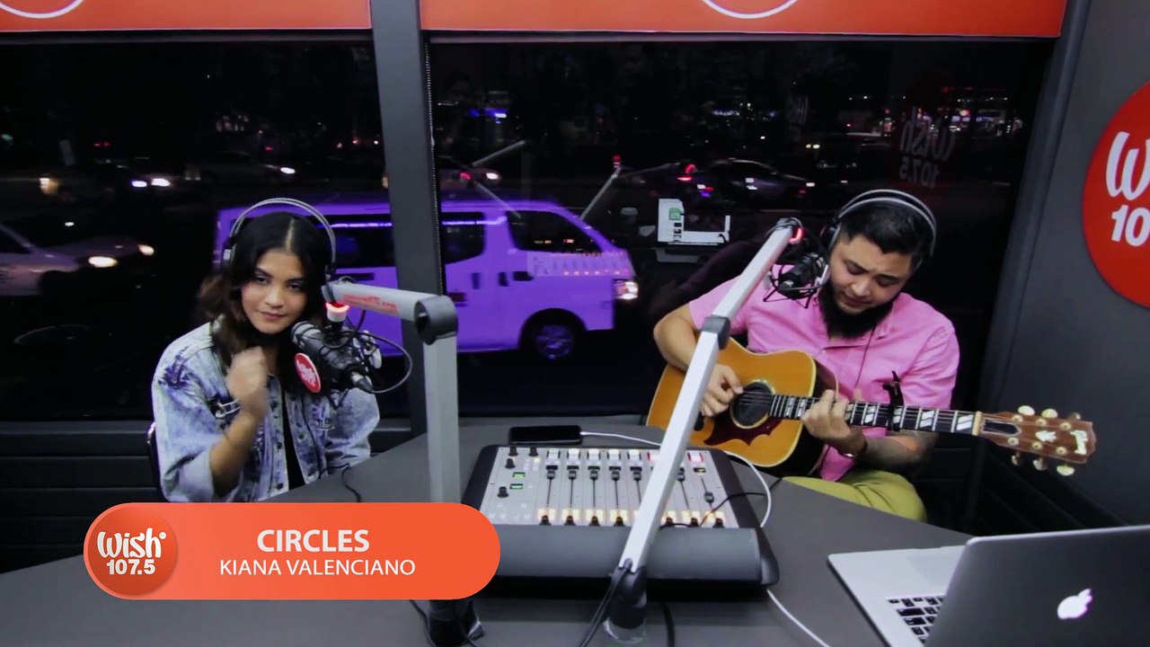 Kiana Valenciano sings  Circles  LIVE on Wish 107.5 Bus
