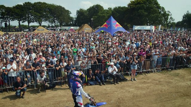 Adrénaline - FMX : Tom Pagès remporte le Finist'Air Show 2017