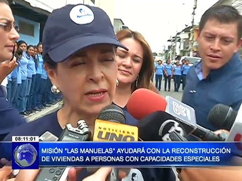 Rocío de Moreno visitó la Isla Trinitaria para brindar ayuda mediante brigada Las Manuelas a personas con discapacidad