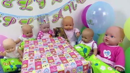 Fr dans et bébés bébé monde jouets arboraient leurs poignets amis obtenir assez nenucos bébés