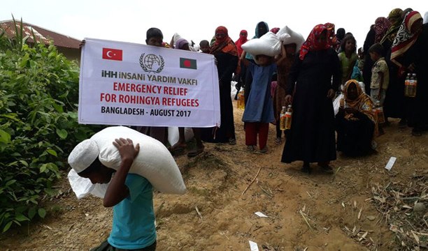 Binlerce Müslüman Kaçarak Bangladeş Sınırına Gidiyor - İhh Yardımı Ulaştı