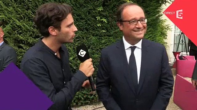 Regardez le message que François Hollande a envoyé à Julie Gayet qui était invitée ce soir de C à vous