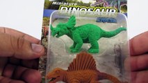 Et gros dinosaure dinosaures jurassique petit à Il jouet monde Collection 500