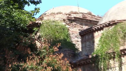 SELANIK ALACA IMARET CAMII ACINACAK HALDE