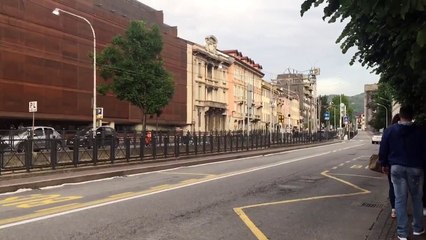 Ambulanza di CRI Lurate Caccivio in sirena By Vizzo